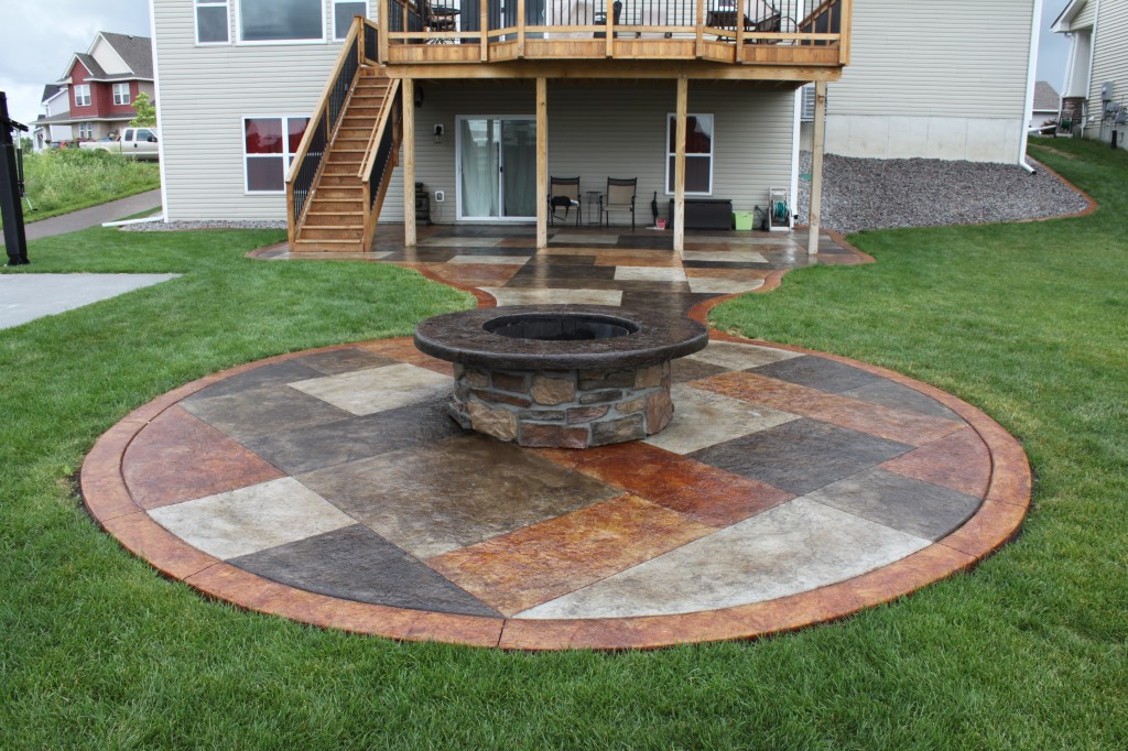 Firepit And Ashlar Patio